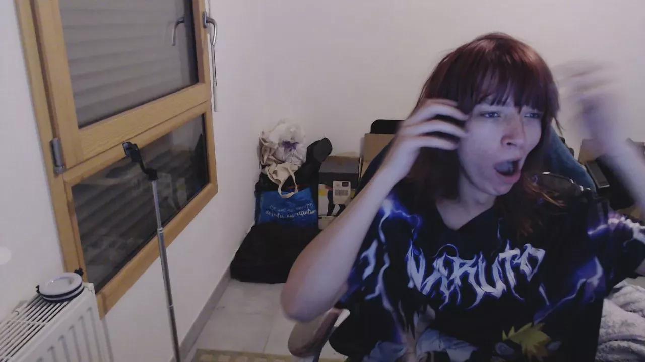 missthon on Cam4 
