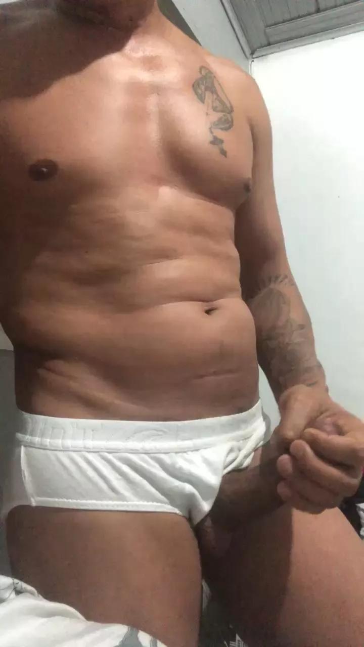 mlkaoatv2 on Cam4 