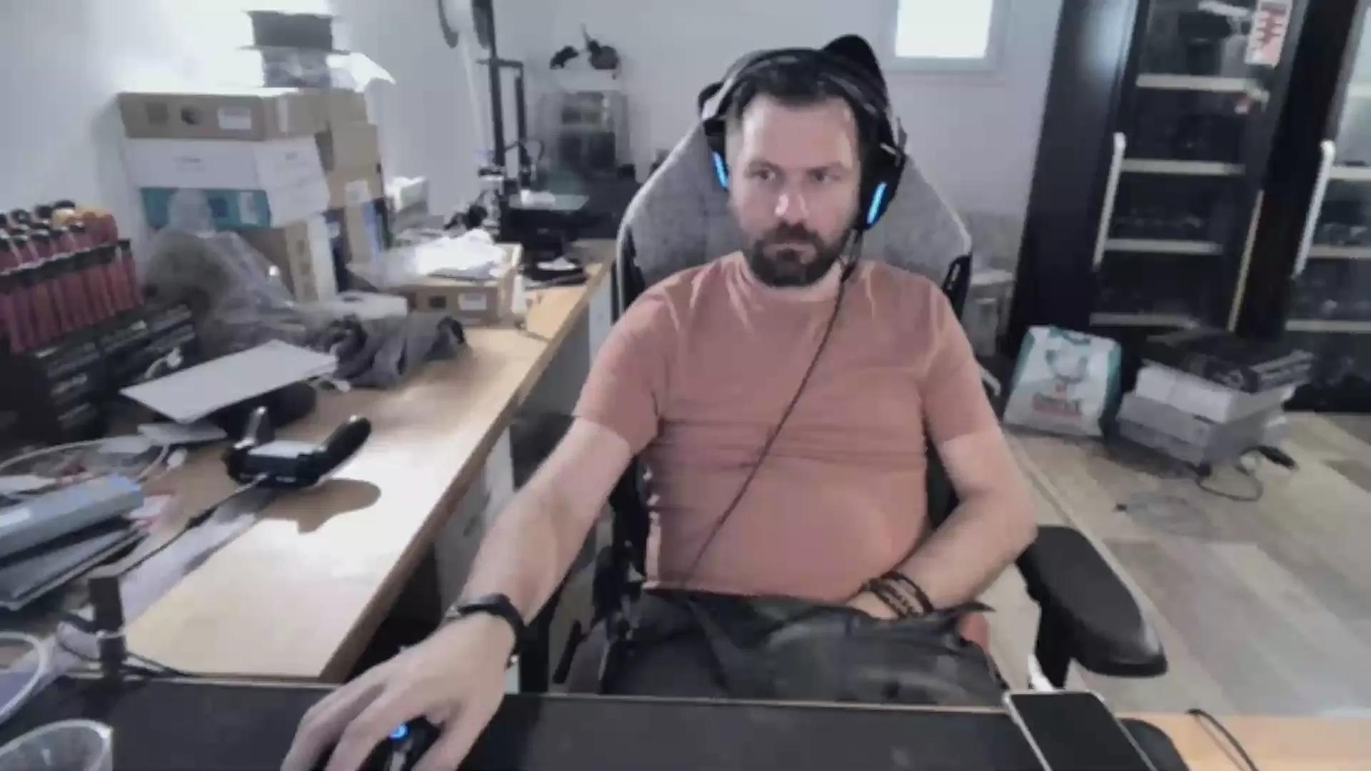 moi92160 on Cam4 