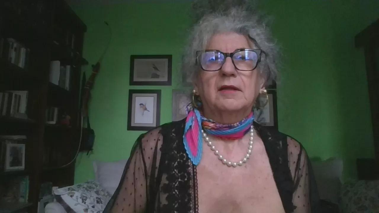 nacha8888 on Cam4 