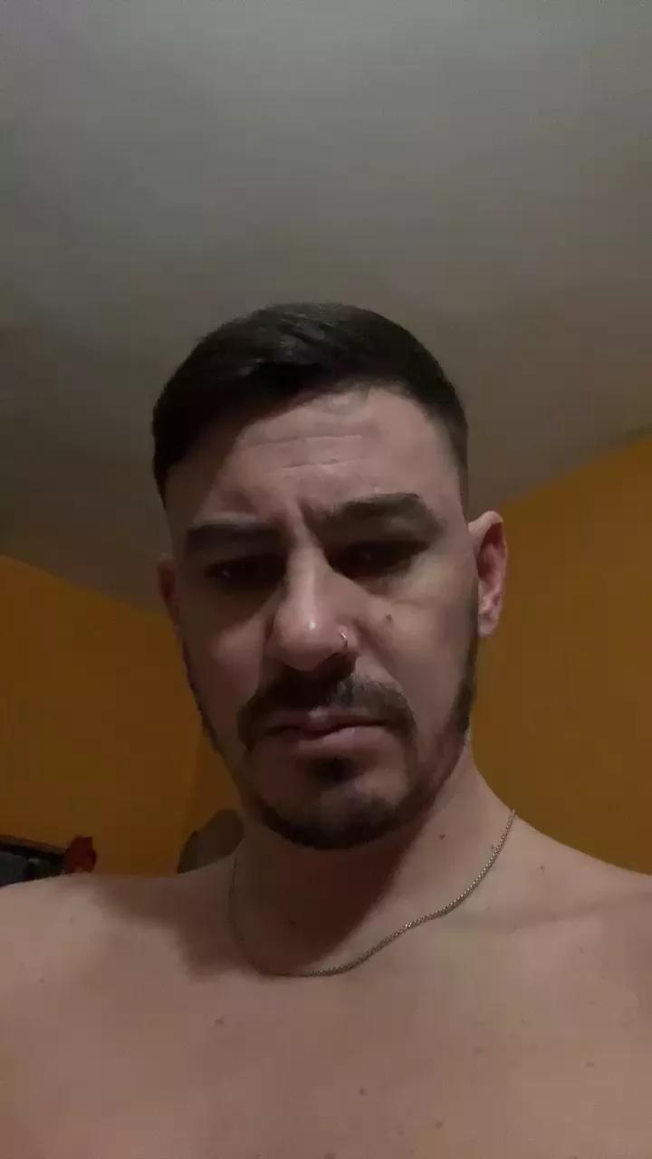 Nahuu1989 on Cam4 