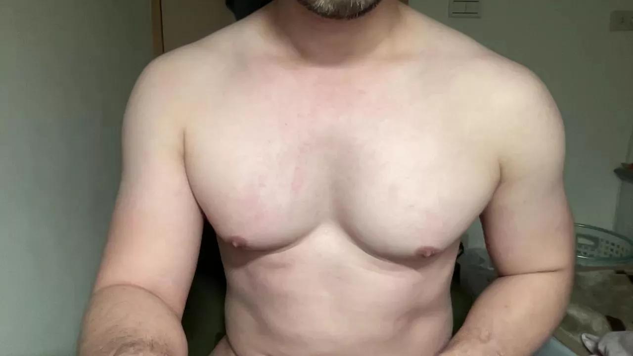 nicenewben3 on Cam4 