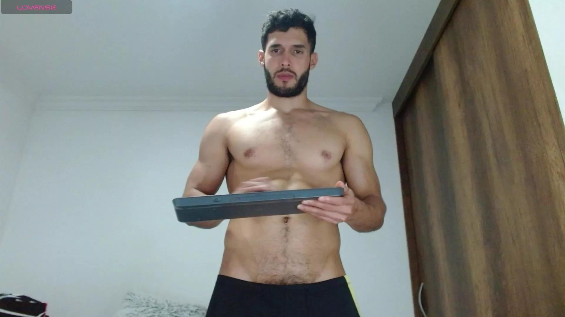noah_jhonsonn on Cam4 