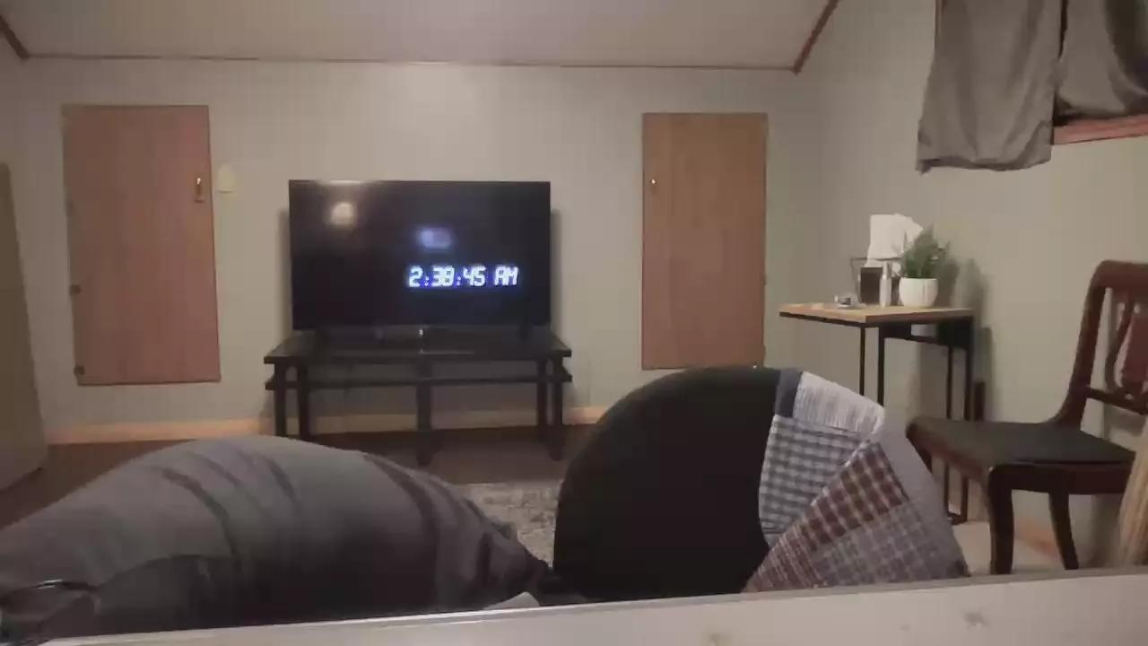 Ofthatguy on Cam4 