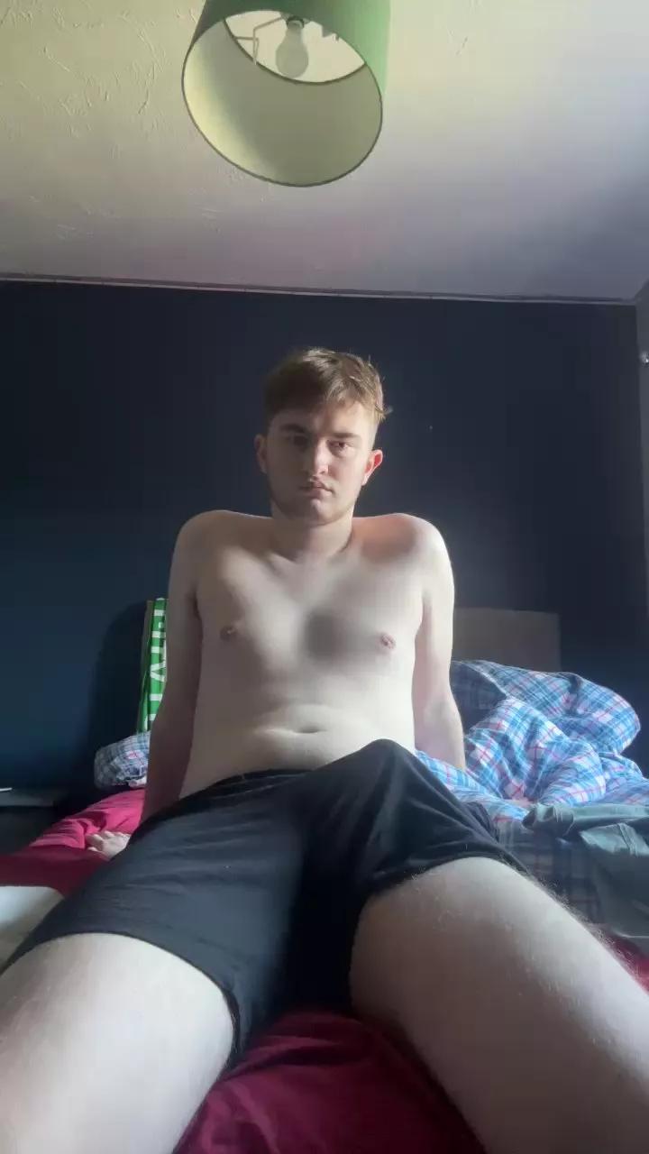 Oliverbighehe on Cam4 