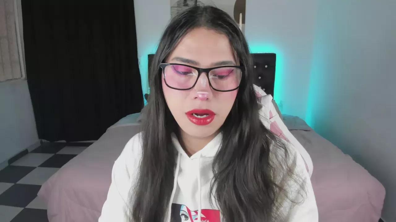 Paula_Kawaiifu on Cam4 