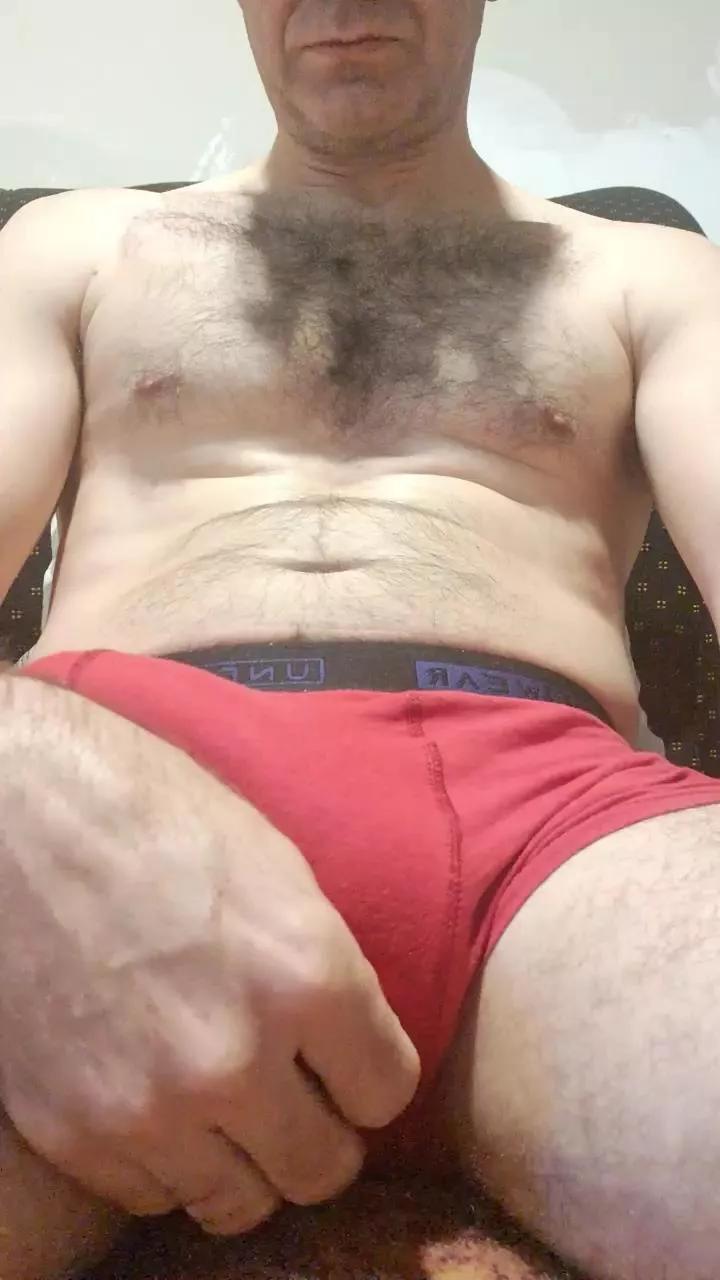 Pausupergrosso on Cam4 