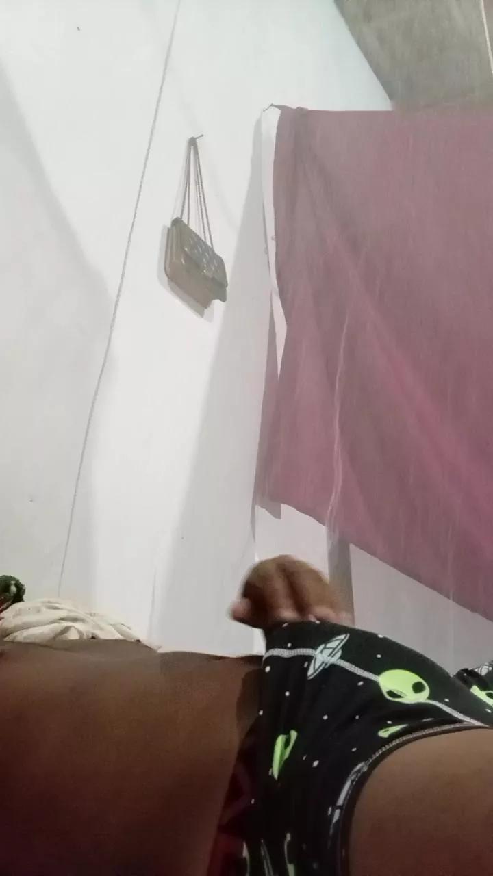 pauzudo25ju on Cam4 