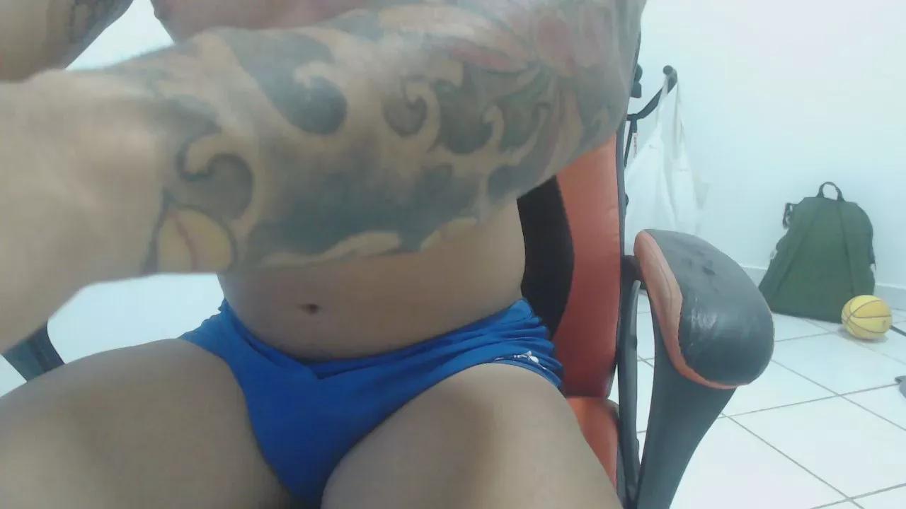pikkudosarado on Cam4 