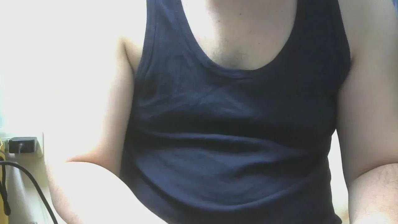 poiuyzxcvb970 on Cam4 
