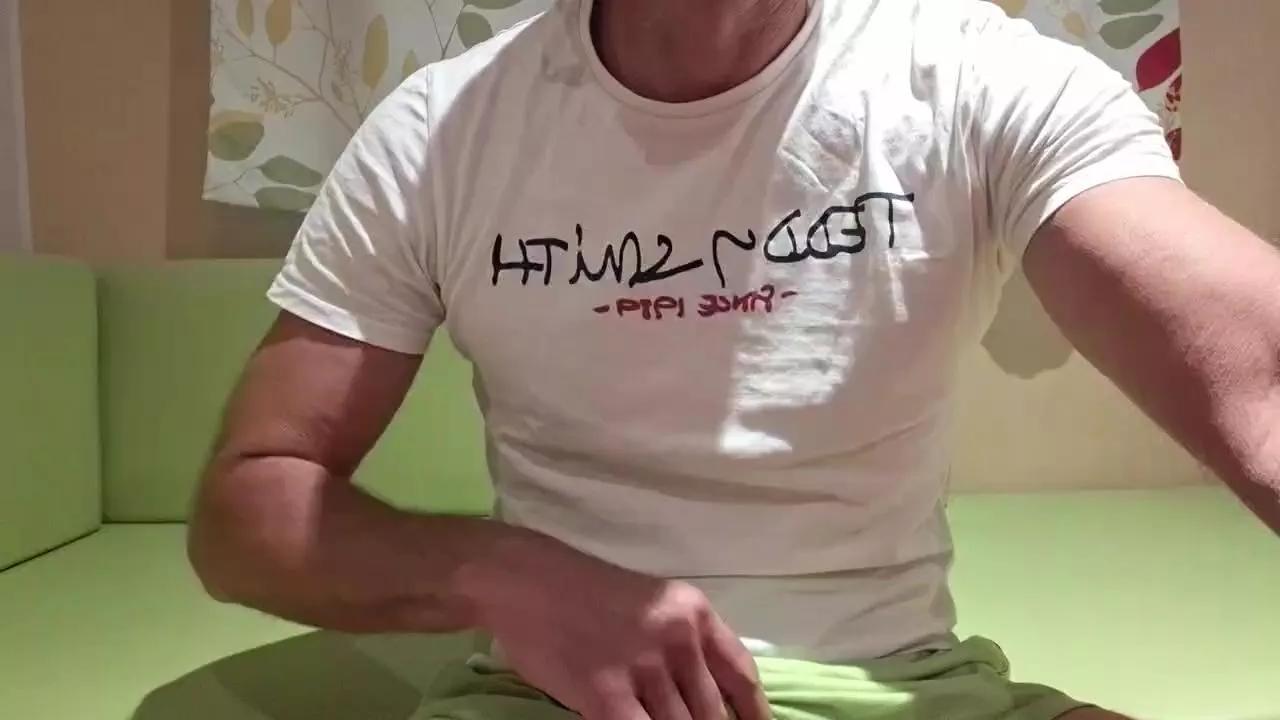 remi06 on Cam4 