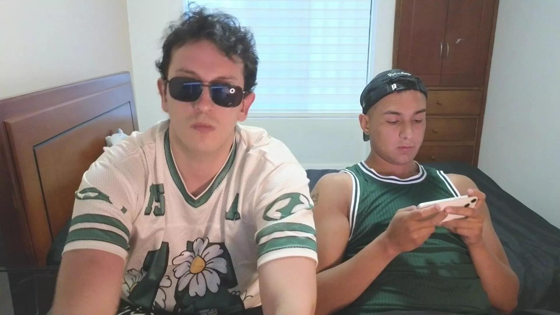 Serguioguecha33 on Cam4 