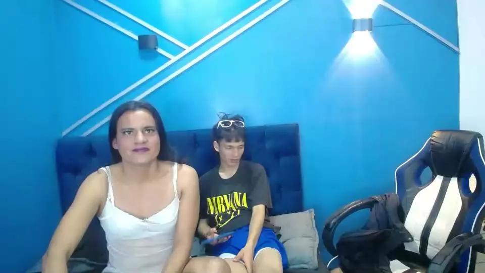 SharkyHot2724 on Cam4 