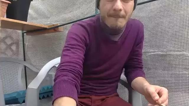 short_and_cute on Cam4 