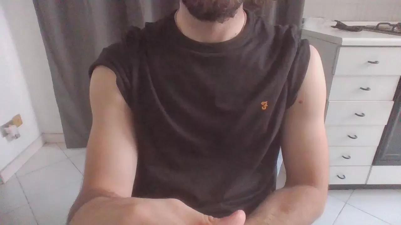Staggatros on Cam4 