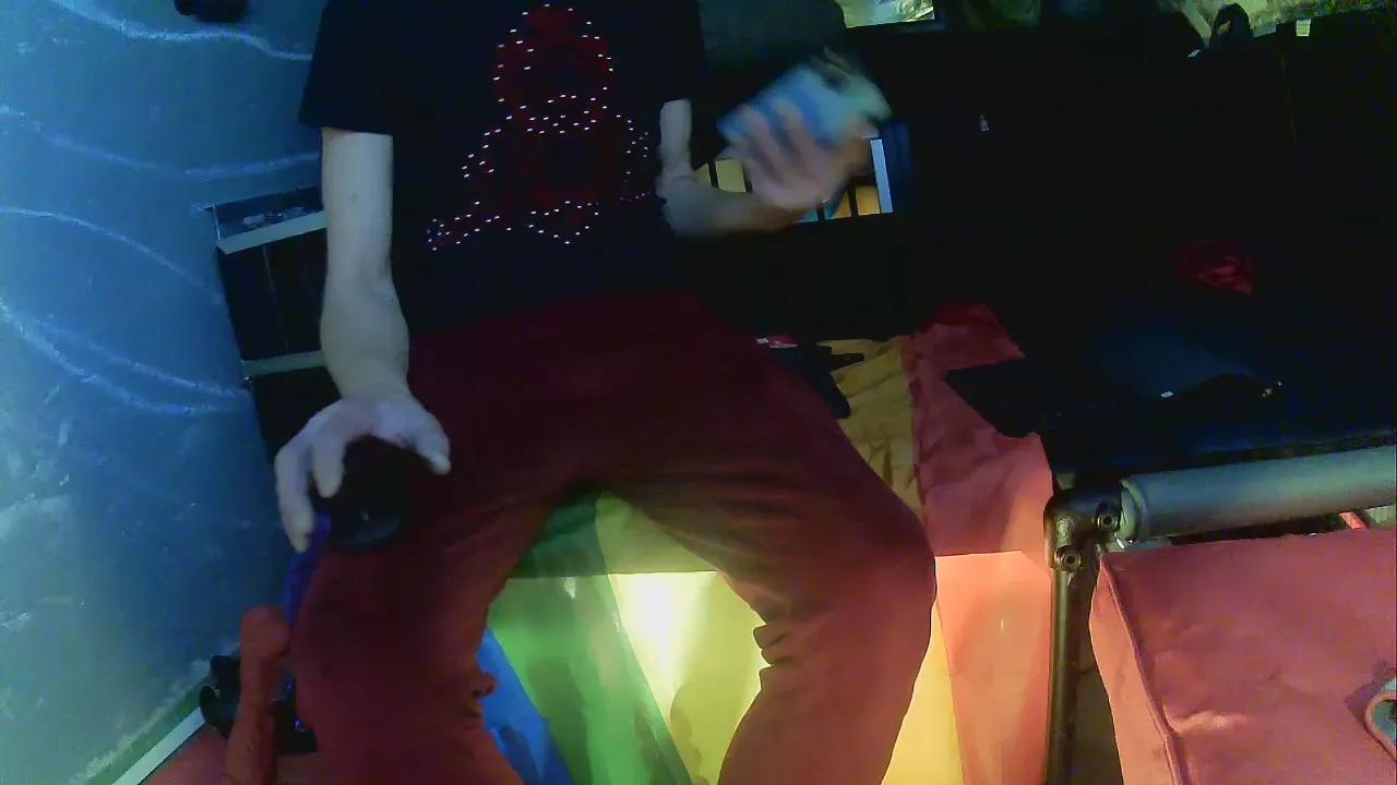 thingsbums on Cam4 