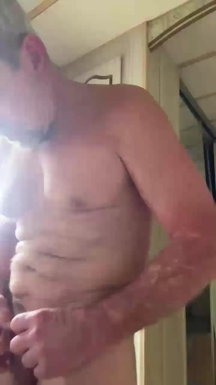 vaginaslayer68 on Cam4 