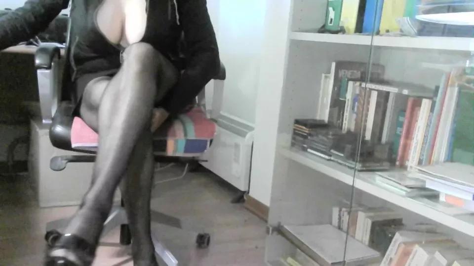 venus60 on Cam4 