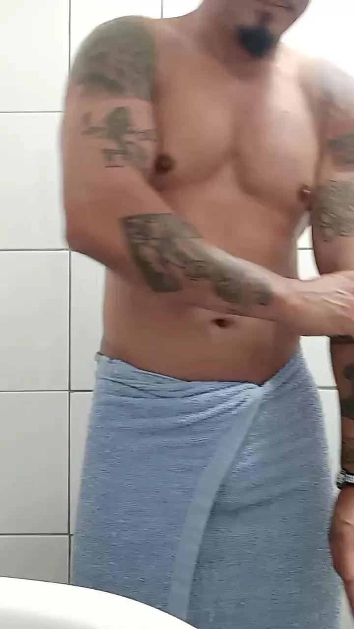 Vlady40 on Cam4 