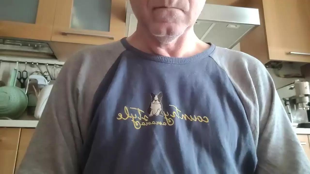 wolf_free on Cam4 