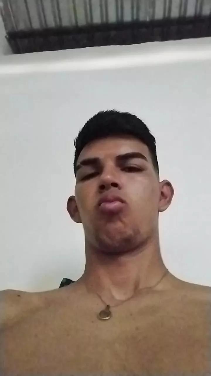 zenzero19 on Cam4 