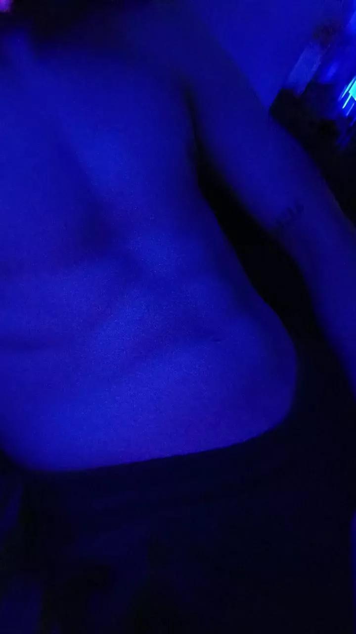 Zyonprive on Cam4 