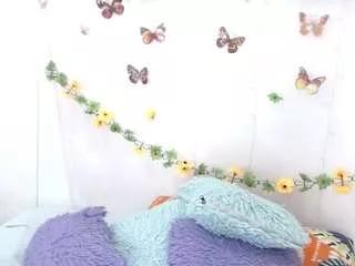 antonella23 on CamSoda 