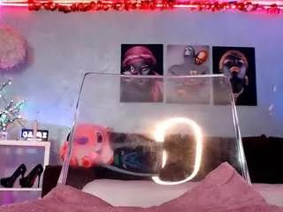 chanelcharmx on CamSoda 