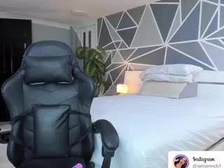 charolbruce on CamSoda 