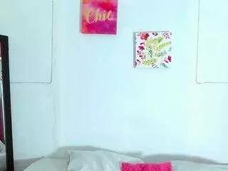 colombianmilf on CamSoda 