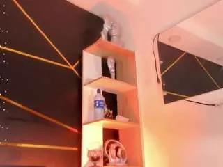 cutexdreamss on CamSoda 