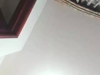 dulce-177 on CamSoda 