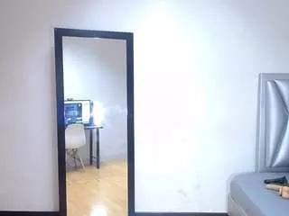 exotic-karmella on CamSoda 