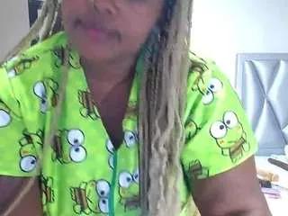 exotic-karmella on CamSoda 