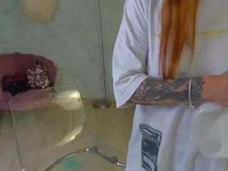 layla-snowflake on CamSoda 