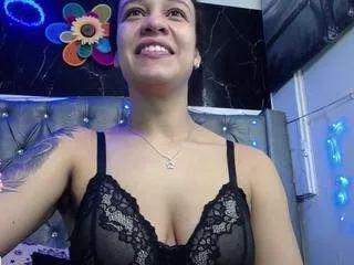 lila-gummy on CamSoda 