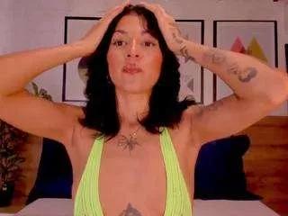 lunaruso on CamSoda 