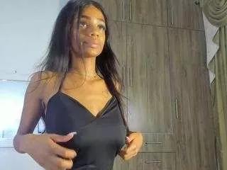 monthblack on CamSoda 