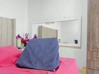 monthblack on CamSoda 
