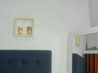 monthblack on CamSoda 