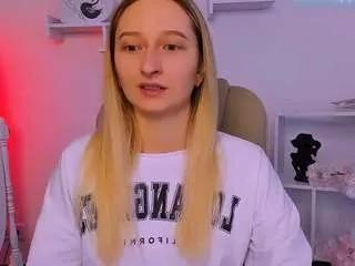 rinaaaa on CamSoda 