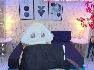 tamaragrays on CamSoda 