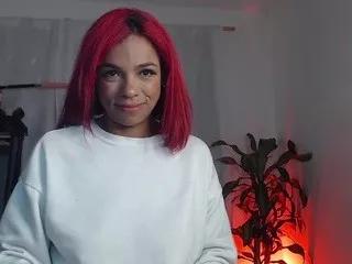 victoria-chicas on CamSoda 