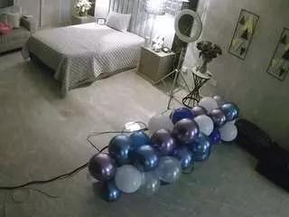 voyeurcam-casa-salsa-bedroom-14 on CamSoda 