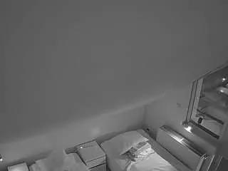 voyeurcam-julmodels-bed-7 on CamSoda 