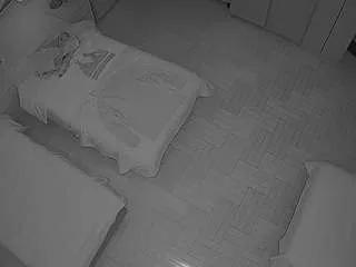 voyeurcam-julmodels-bed-7 on CamSoda 