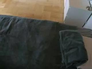 voyeurcam-julmodels-greybed-2 on CamSoda 