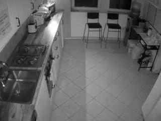 voyeurcam-julmodels-kitchen-2 on CamSoda 
