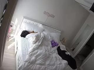 voyeurcam-whitneyoc-01 on CamSoda 