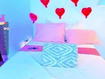 _xynara_owo — Tip 33 tokens to roll the dice and win a prize! #cosplay #smalltits #ahegao #Braces #feet